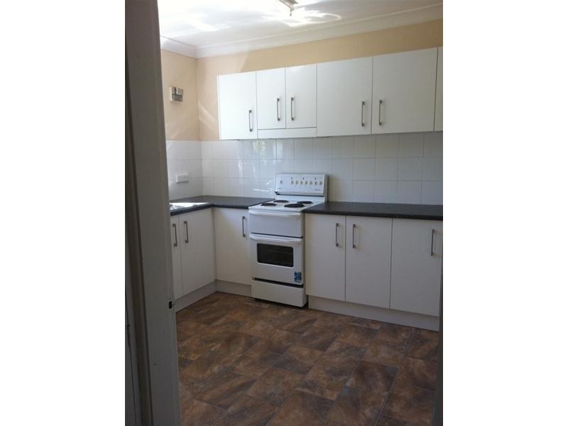 2/147 Brown Street, Armidale NSW 2350