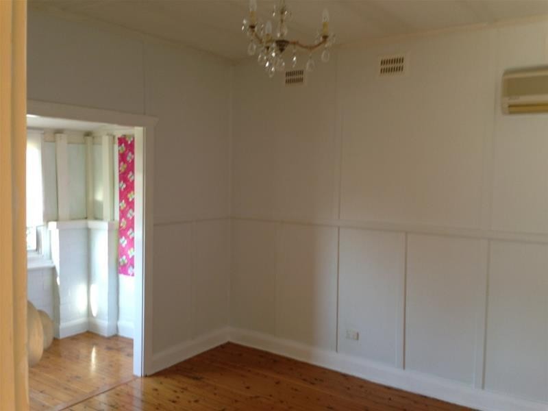 2 Reginald Avenue, Armidale NSW 2350