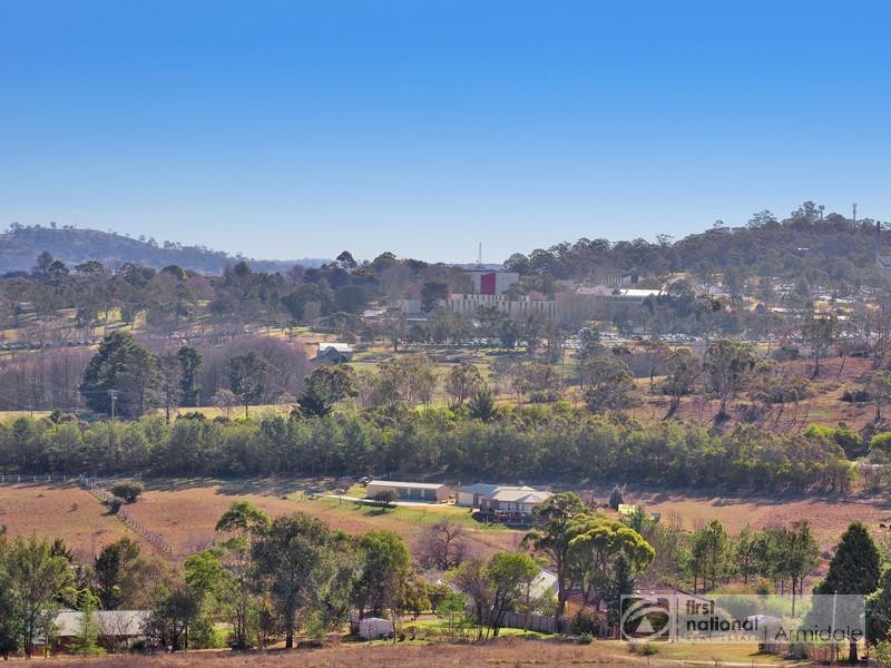 Grandview Crescent, Armidale NSW 2350