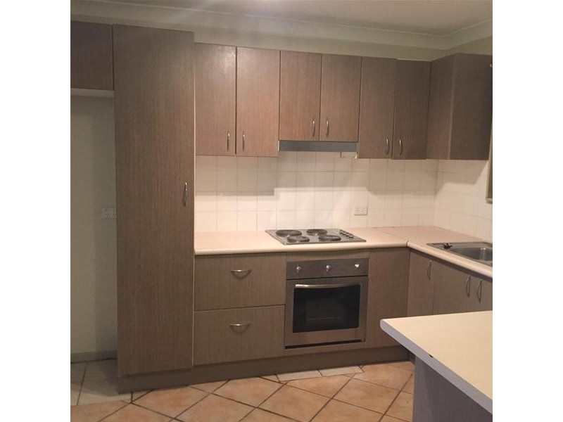 5 Parry Parade, Armidale NSW 2350