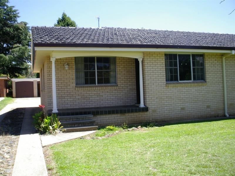 1/26 Proctor Street, Armidale NSW 2350