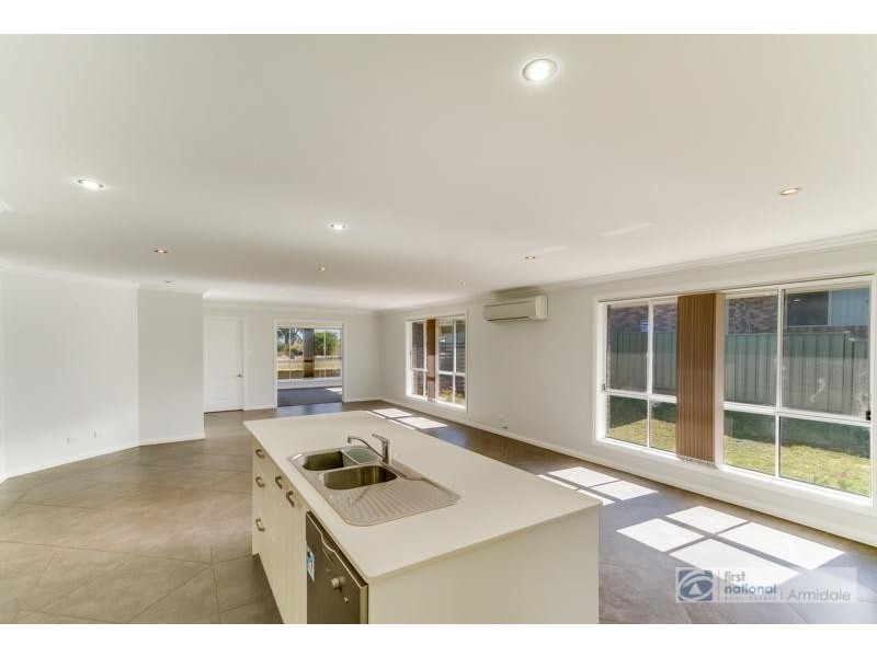 6 Fittler Road, Armidale NSW 2350