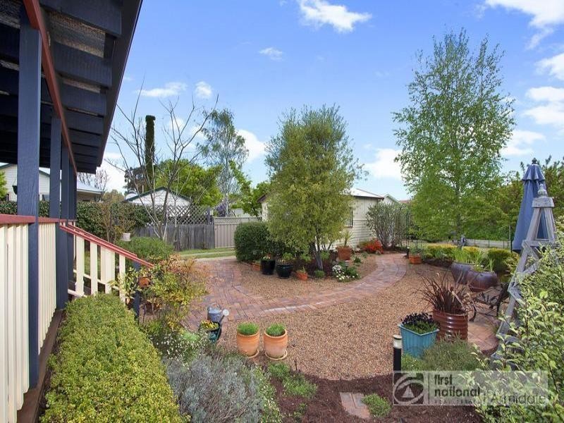 92 Douglas Street, Armidale NSW 2350