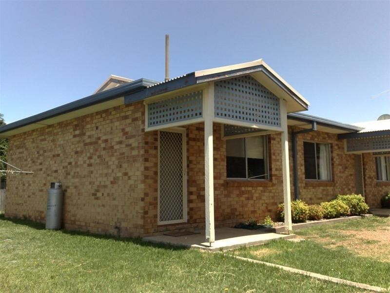 4/67 Barney  Street, Armidale NSW 2350