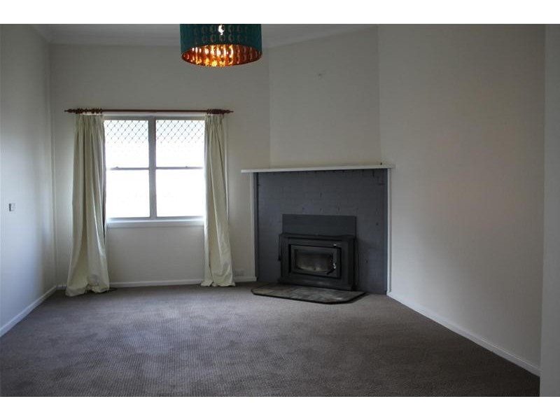 129 Jeffrey Street, Armidale NSW 2350