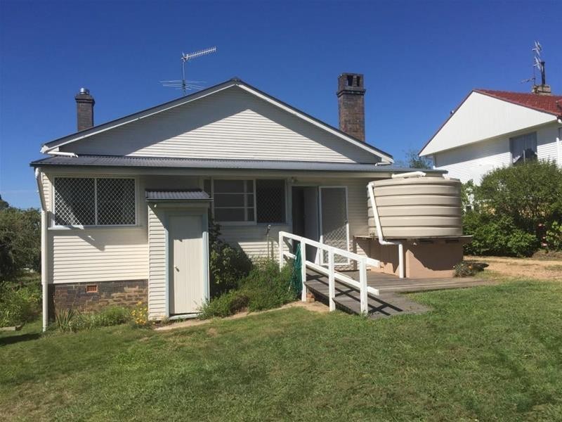 129 Jeffrey Street, Armidale NSW 2350