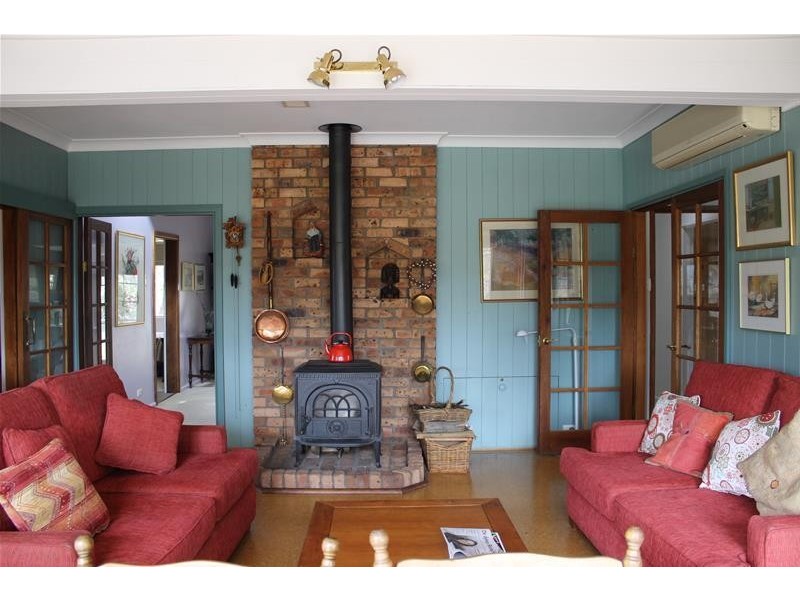 676 Boorolong Road, Armidale NSW 2350