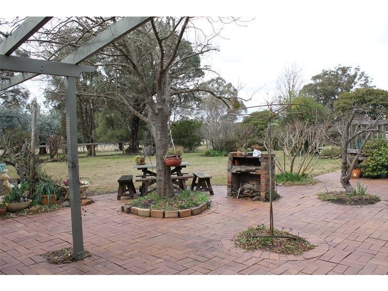 676 Boorolong Road, Armidale NSW 2350