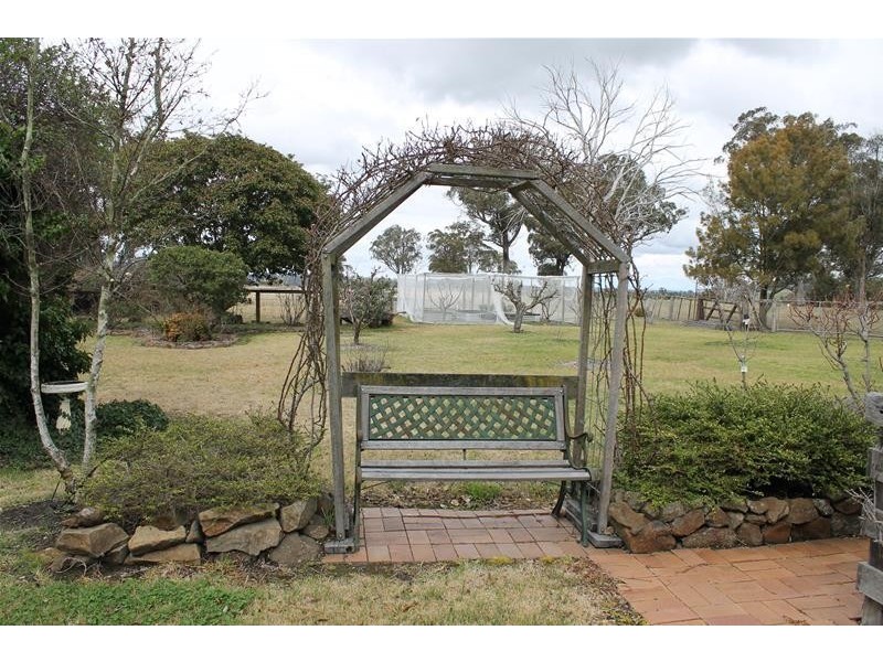 676 Boorolong Road, Armidale NSW 2350