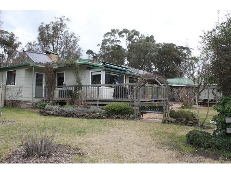 676 Boorolong Road, Armidale NSW 2350