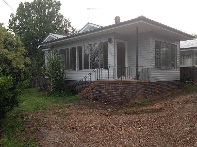 210 Marsh Street, Armidale NSW 2350