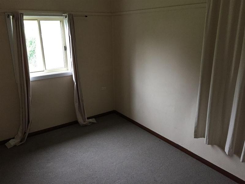 2/172 Canambe Street, Armidale NSW 2350