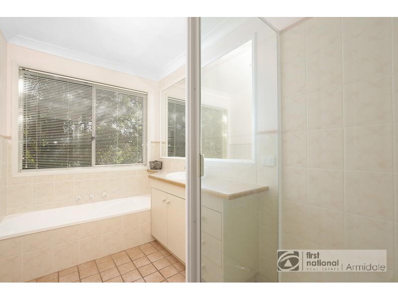 9 Rosecommon Avenue, Armidale NSW 2350