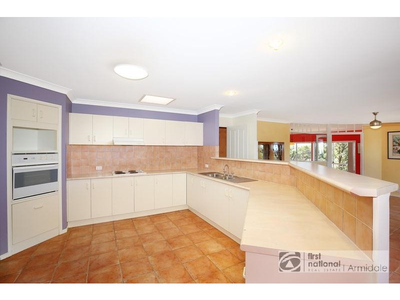 9 Rosecommon Avenue, Armidale NSW 2350