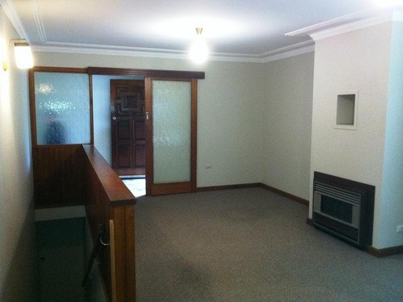 19 Hargrave Street, Armidale NSW 2350