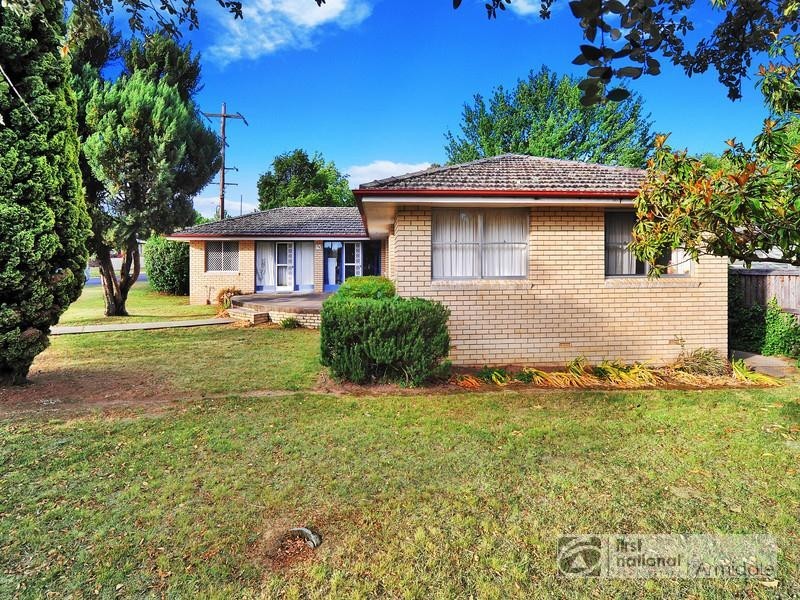 79 Queen Elizabeth Drive, Armidale NSW 2350