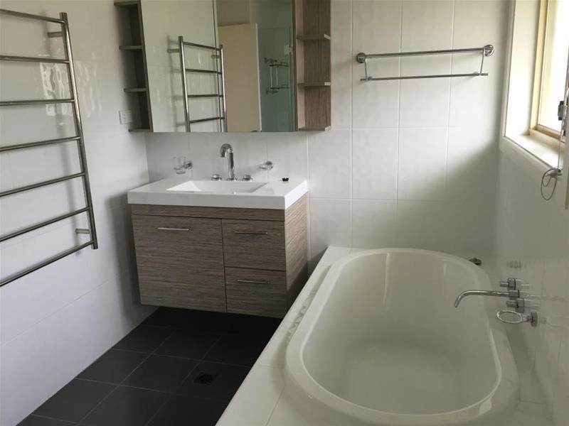 41 Kennedy Street, Armidale NSW 2350