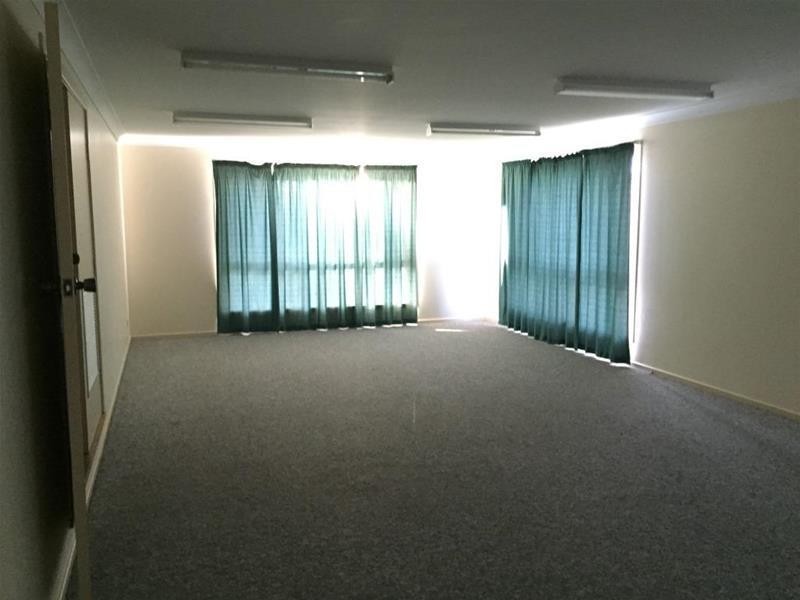 13 Curtis Street, Armidale NSW 2350