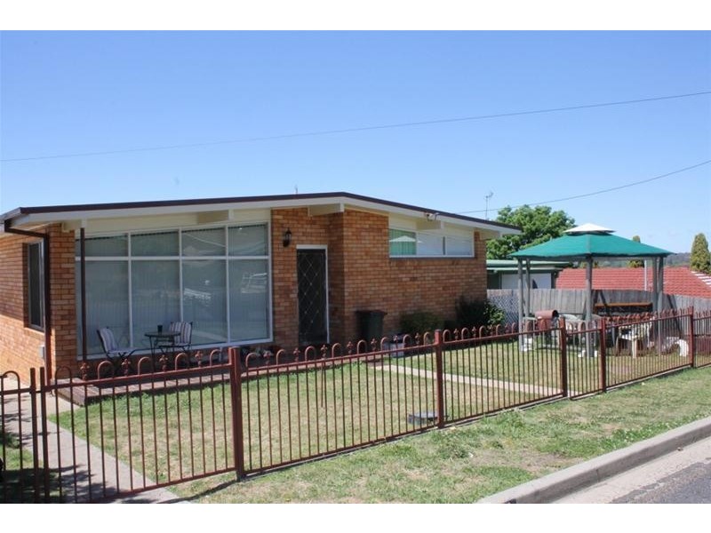 3 Kelly Avenue, Armidale NSW 2350