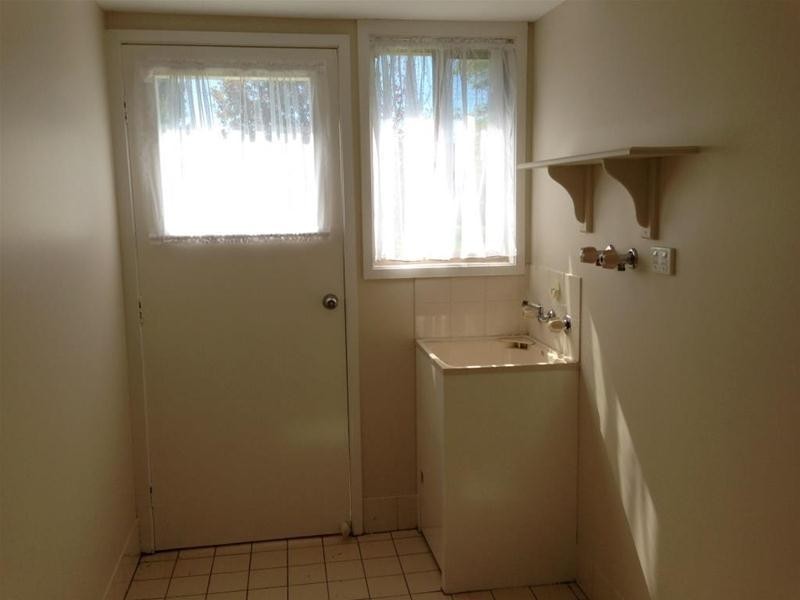 31 Centennial Close, Armidale NSW 2350