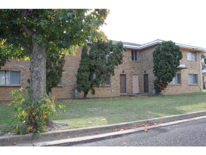 2/259 Donnelly Street, Armidale NSW 2350
