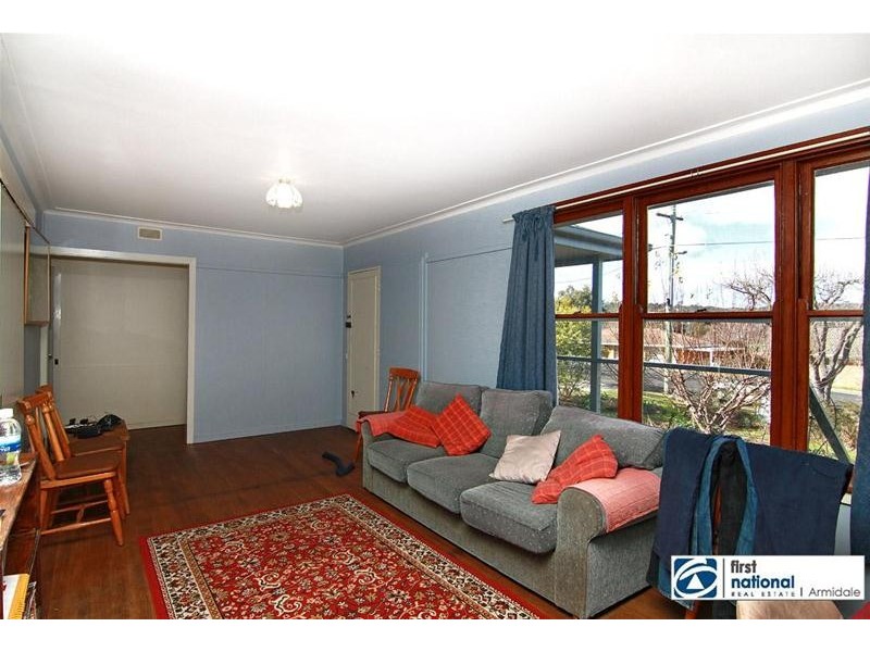 12 DOUGLAS Street, Armidale NSW 2350