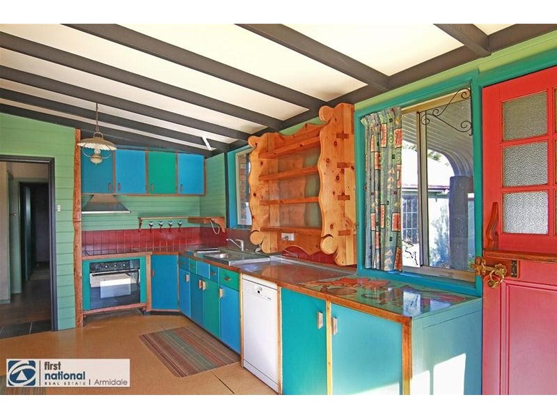 63 Rowan Avenue, Uralla NSW 2358