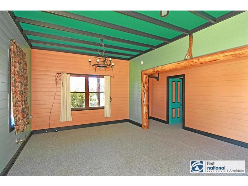 63 Rowan Avenue, Uralla NSW 2358