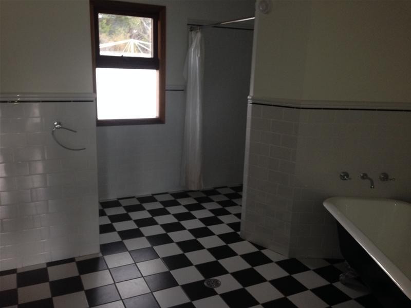 48 Maitland Street, Uralla NSW 2358