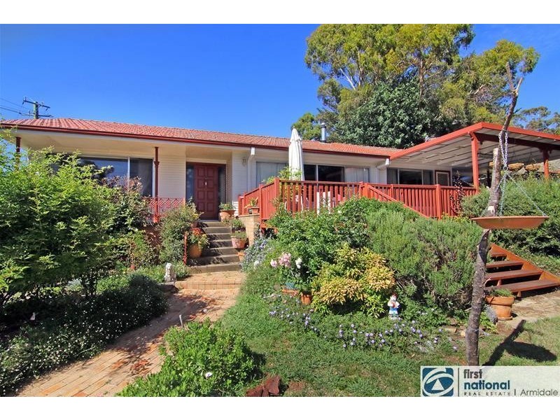 2 Caroline Crescent, Armidale NSW 2350