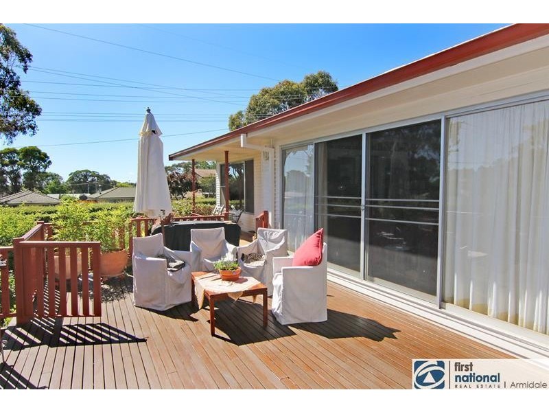 2 Caroline Crescent, Armidale NSW 2350