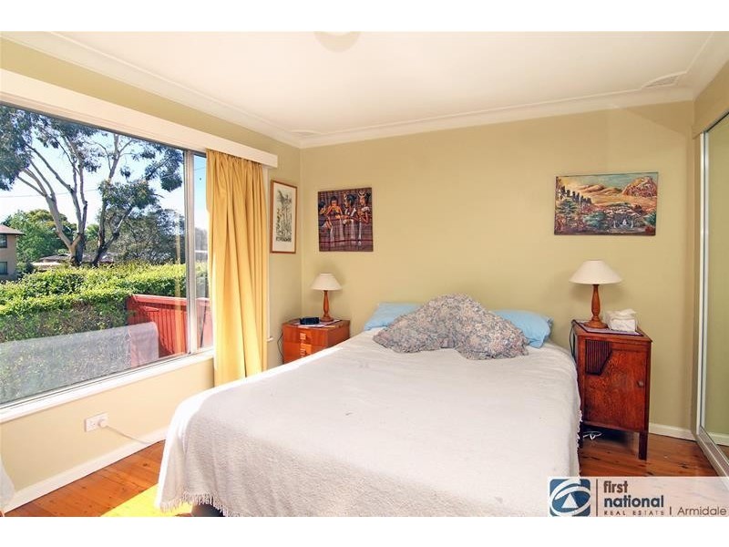 2 Caroline Crescent, Armidale NSW 2350