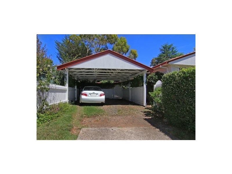 2 Caroline Crescent, Armidale NSW 2350