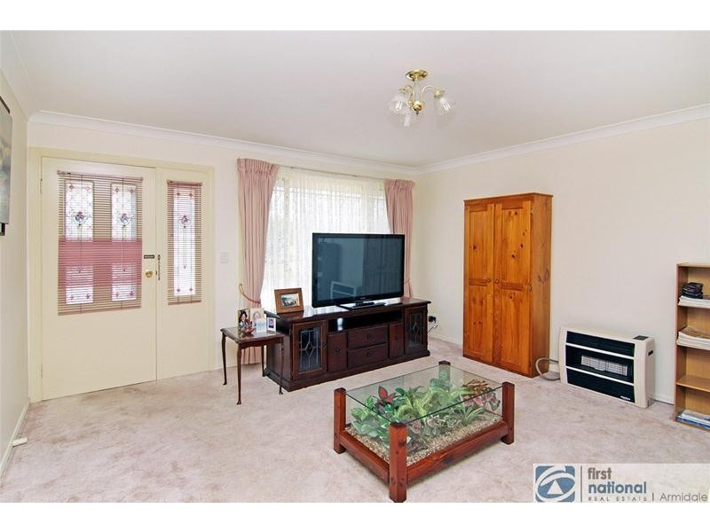 8 Eleanore Close, Armidale NSW 2350