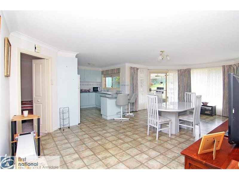 8 Eleanore Close, Armidale NSW 2350