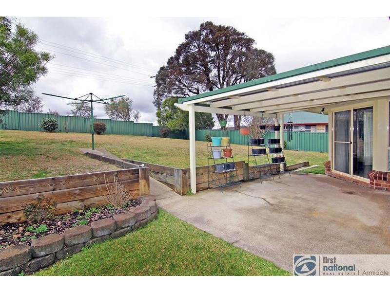 8 Eleanore Close, Armidale NSW 2350