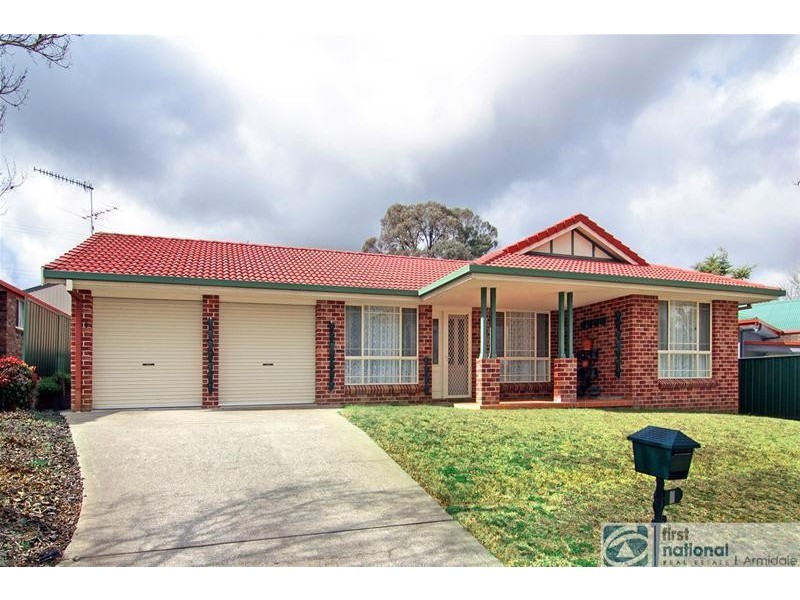 8 Eleanor Close, Armidale NSW 2350