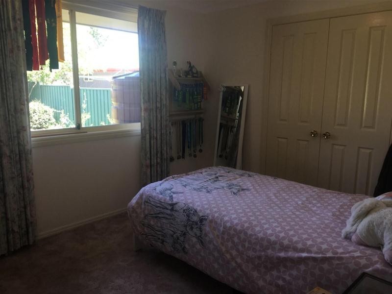 8 Eleanor Close, Armidale NSW 2350