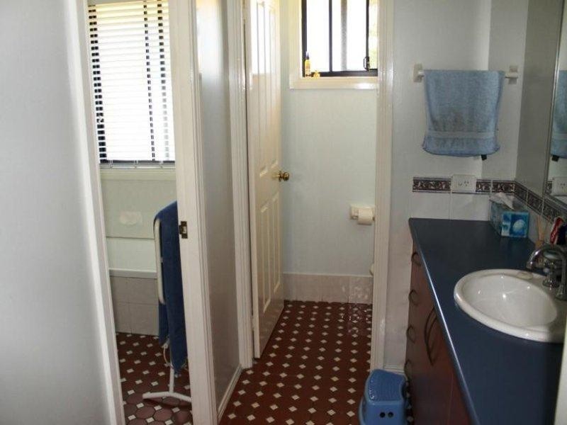 24 MCCARTHY Crescent, Armidale NSW 2350