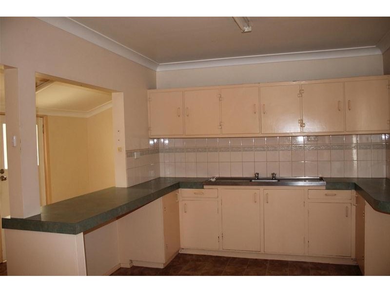 11 Crescent Street, Armidale NSW 2350