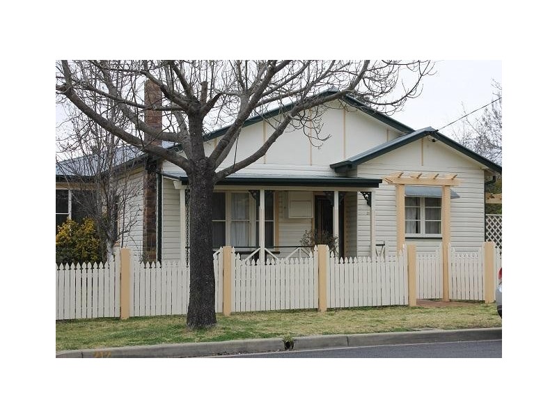 212 Dumaresq Street, Armidale NSW 2350