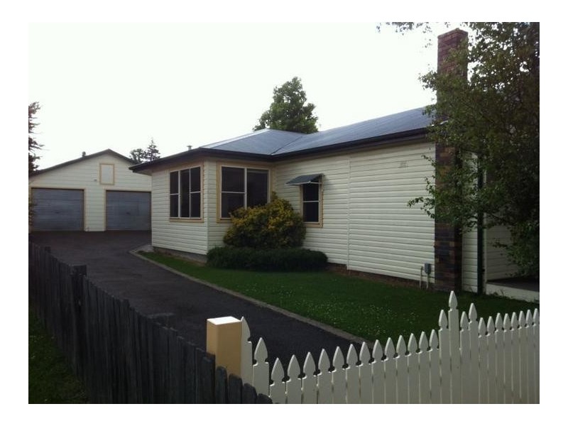 212 Dumaresq Street, Armidale NSW 2350