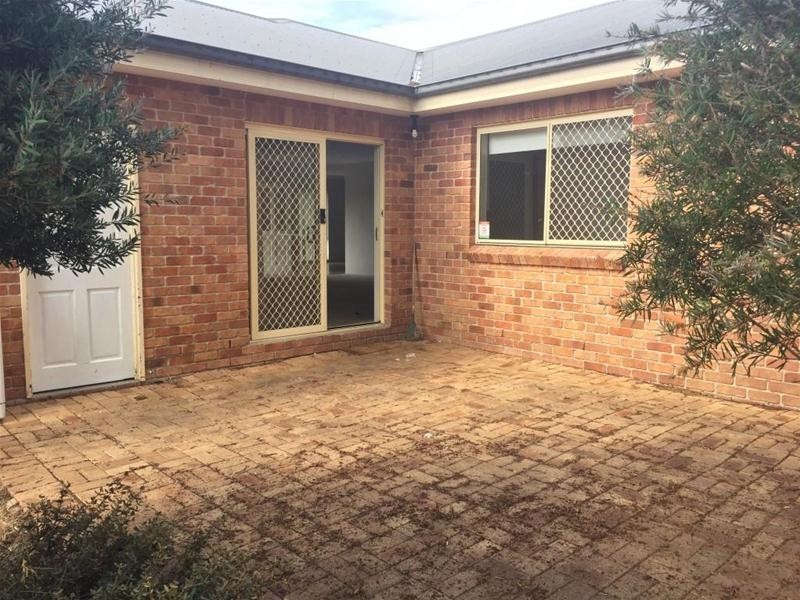 21 Golden Grove, Armidale NSW 2350
