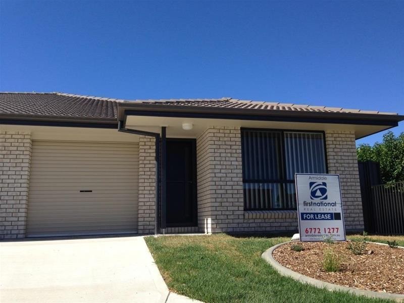 2/3 Gordon Street, Armidale NSW 2350