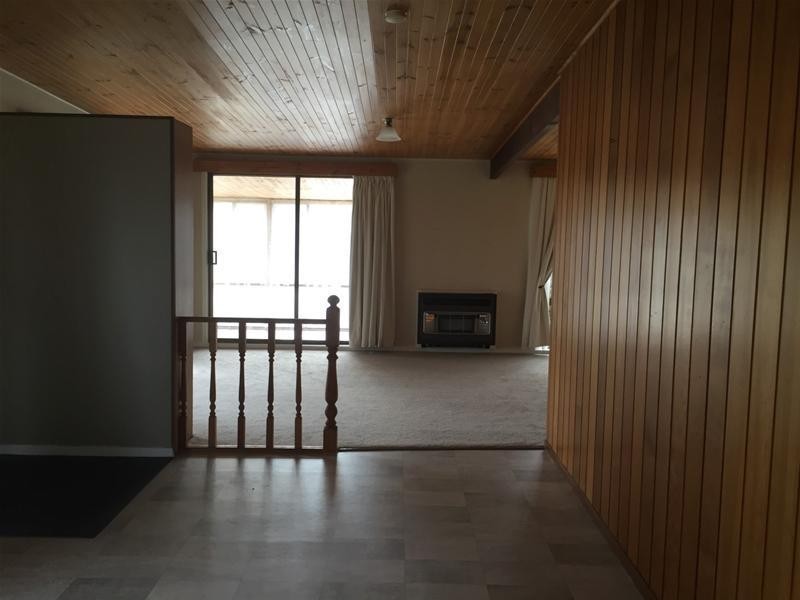 11 Douglas Street, Armidale NSW 2350