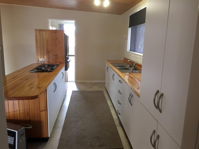 11 Douglas Street, Armidale NSW 2350