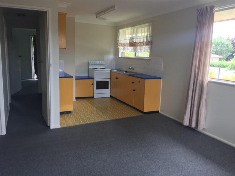 1/20 Drummond Avenue, Armidale NSW 2350