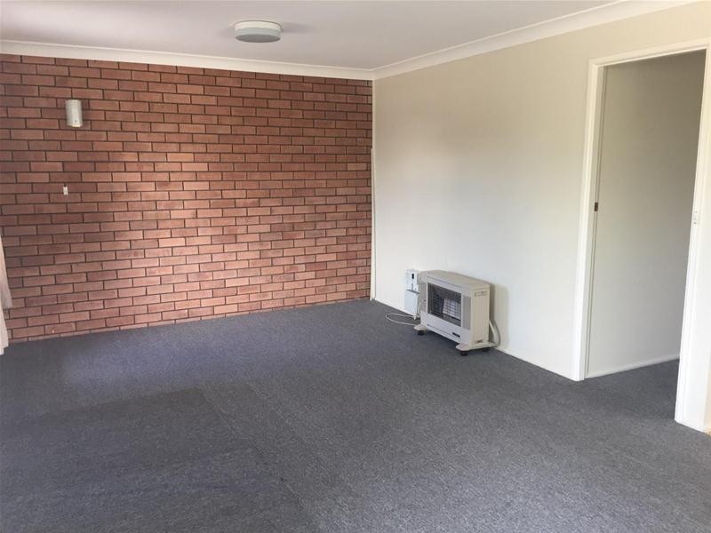 1/20 Drummond Avenue, Armidale NSW 2350