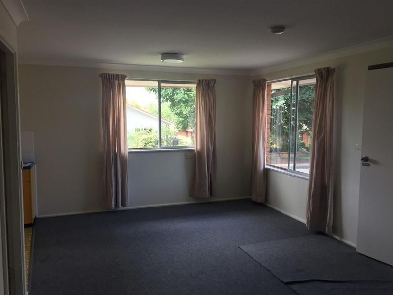 1/20 Drummond Avenue, Armidale NSW 2350