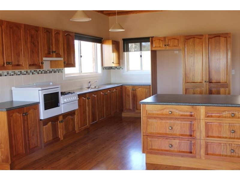 79A Platform Road, Armidale NSW 2350